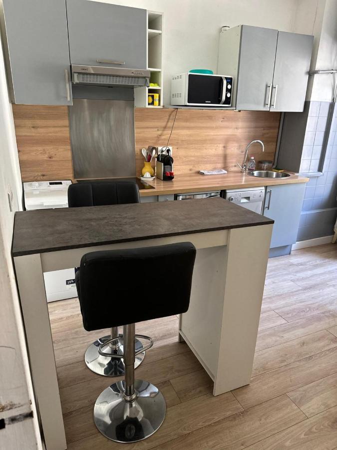 Apartment 600m Port, Tramway, Clim, Wifi