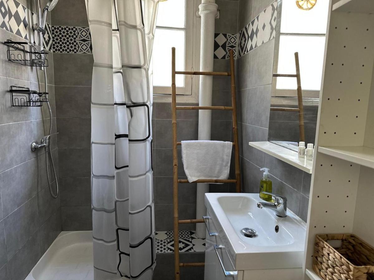 Apartment 600m Port, Tramway, Clim, Wifi Nizza
