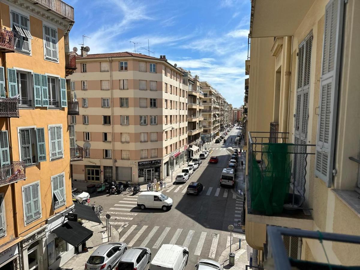 Apartment 600m Port, Tramway, Clim, Wifi Nizza